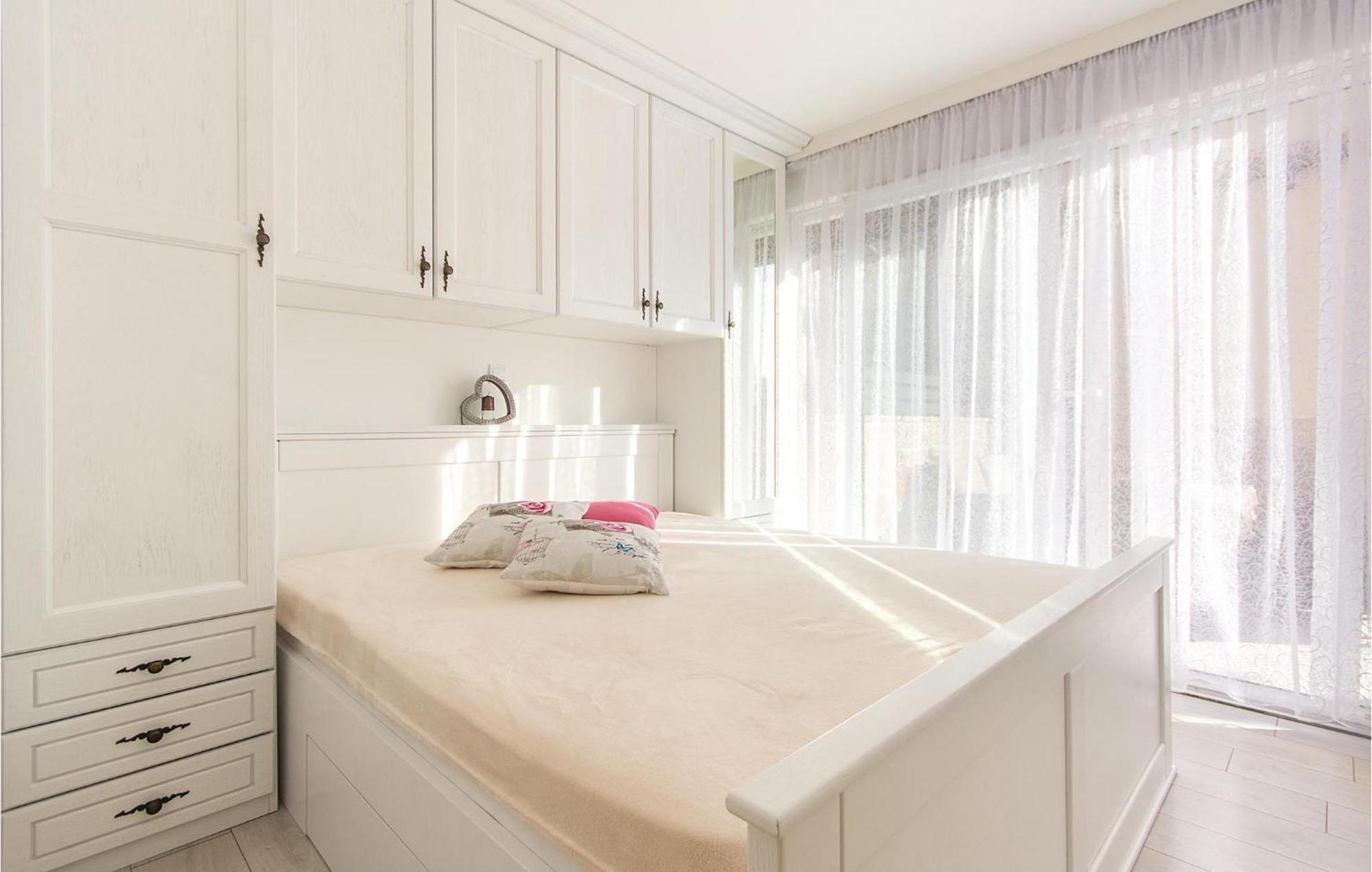 Lovely Apartment In Medulin With Kitchen Екстер'єр фото